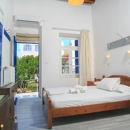 Paros Rita *