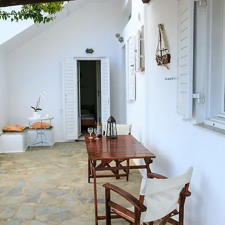 Apartament Paros Rita Piso Livadi